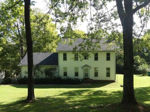415 Skyline Dr, Lewisburg, TN 37091-3652