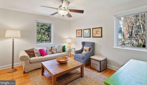 5900 31 Pl, Washington DC 20015-1676 exterior