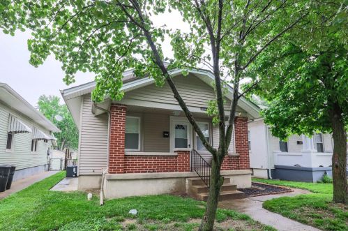 1111 Malvern St, Liberty Township, OH 45042