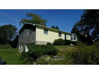 37 Sarasota Ave, South Kingstown, RI 02882-4423
