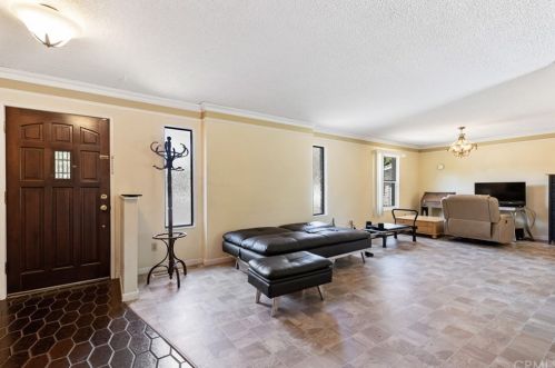 1205 Marwen Dr, Ukiah CA  95482-5634 exterior