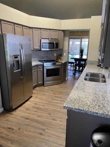 2906 Chianti Ave, Madera CA  93637-4826 exterior