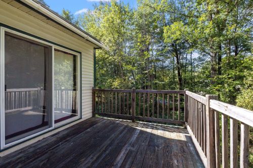 246 Church Rd, Allenstown NH  03275-2902 exterior