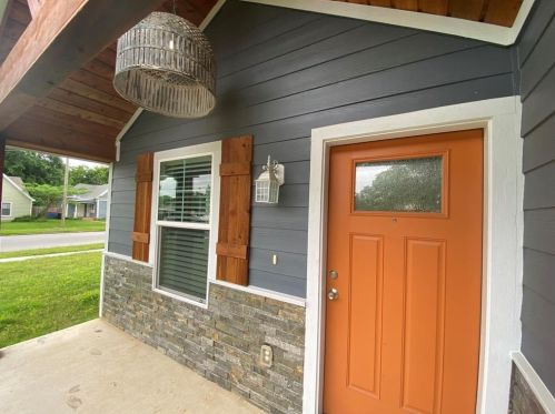 1004 Armstrong Ave, Denison TX  75020-5054 exterior