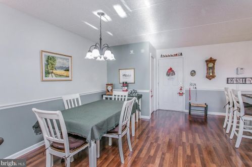 124 Brandon Rd, Norristown PA  19403-3394 exterior