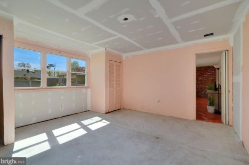 446 Flanders Rd, Gloucester NJ  08031-3020 exterior