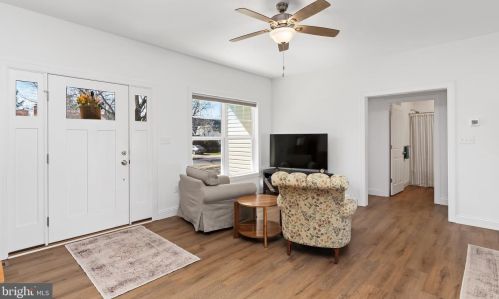 2912 Dickinson Ave, Camp Hill PA  17011-5227 exterior