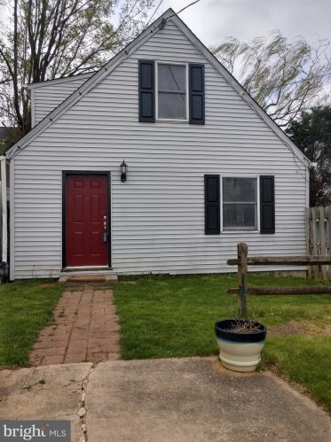 3904 Elmwood St, Wilmington, DE 19808-5714