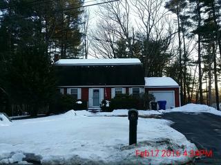 12 Bonnie Ln, Hudson NH  03051-3703 exterior