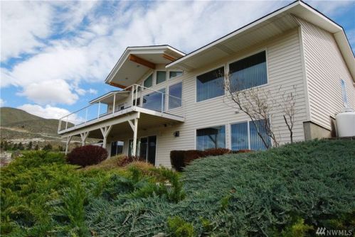 627 Golf Course Pl, Holden Village, WA 98816-9542