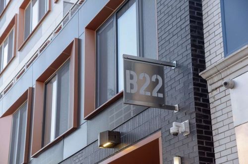 477 Broadway, Bayonne, NJ 07002-3621