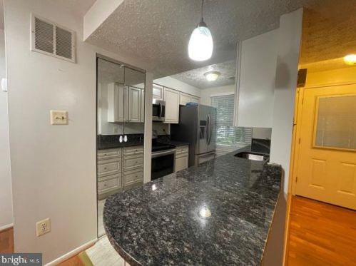 8619 Kenosha Ct, Lorton, VA 22079-3044
