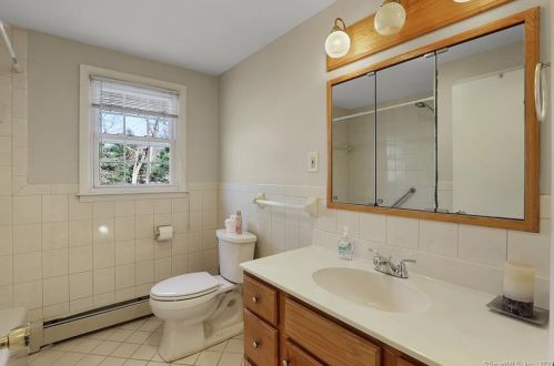 54 Saginaw St, Wapping CT  06074-2122 exterior