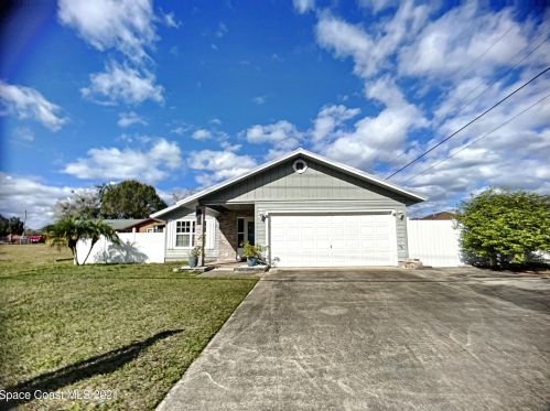 1870 Tropic St, Titusville FL  32796-3844 exterior