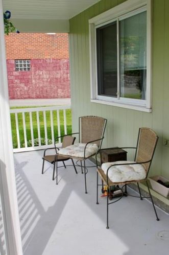 785 Campbell Ave, New Kensington, PA 15068-4605