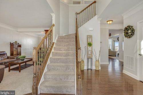 13503 Eagles Rest Dr, Leesburg VA 20176-5035 exterior