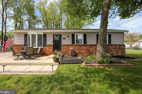 837 Virginia Ave, West Deptford, NJ 08096-5337