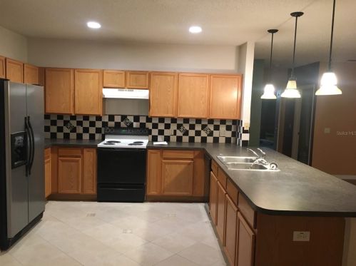 20 Sawfish Ct, Kissimmee, FL 34759-4806