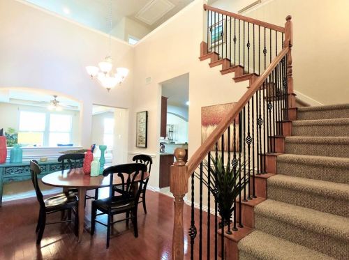 802 Apple Hill Dr, Allen TX  75013-3339 exterior