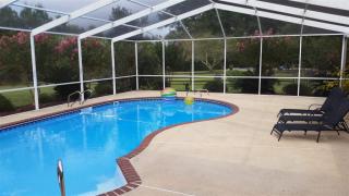 1470 Rolling Oaks Dr, Molino, FL 32577-9273