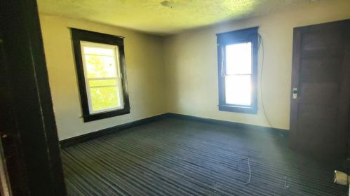 636 Ray St, New Castle PA  16101-4240 exterior