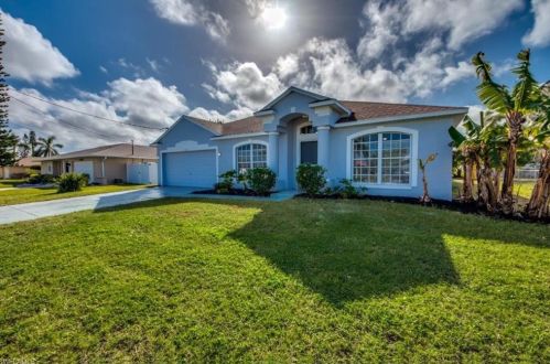 1214 23rd Ter, Cape Coral, FL 33909-3403