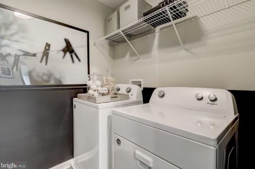 130 Winifred Dr, Hanover PA  17331 exterior