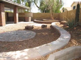 11018 82nd Ave, Peoria AZ  85345-1057 exterior