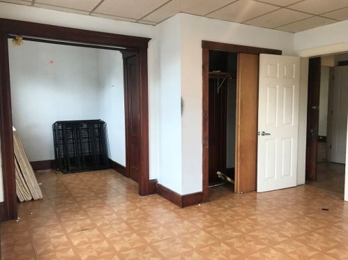 8 Lowell St, Worcester MA 01603-2607 exterior