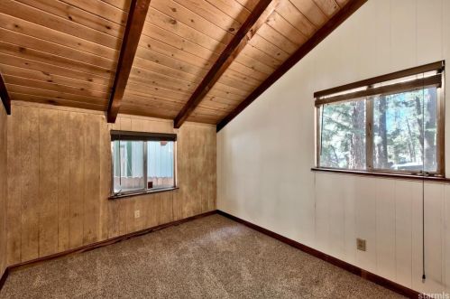 3727 Larch Ave, South Lake Tahoe CA  96150-8504 exterior