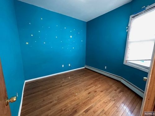 81 Paterson Ave, Paterson NJ 07522-1435 exterior