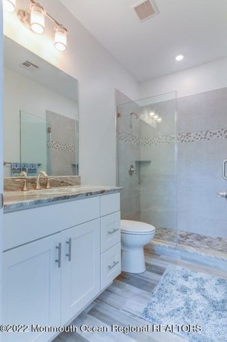 42 Kearney Ave, Pelican Island NJ  08751-1922 exterior