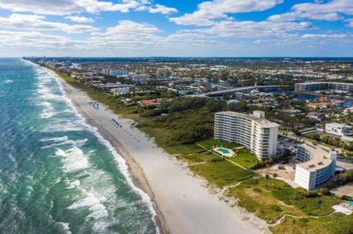 1225 Ocean Blvd, Delray Beach FL  33483-6534 exterior