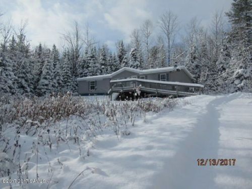 101 Riddle Rd, Grover Hills, NY 12956-1109