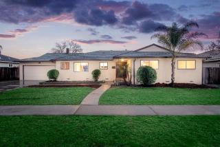 1235 Mesa Ave, Fresno CA  93710-5613 exterior