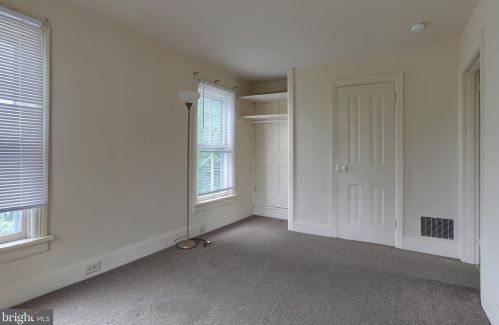 27 Rosanna St, Hummelstown PA  17036-1521 exterior