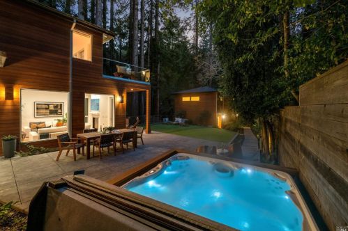 249 Blithedale Ave, Mill Valley CA  94941-2052 exterior