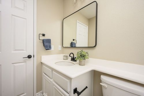 21 Via Scenica, Lake Elsinore CA  92532-0129 exterior