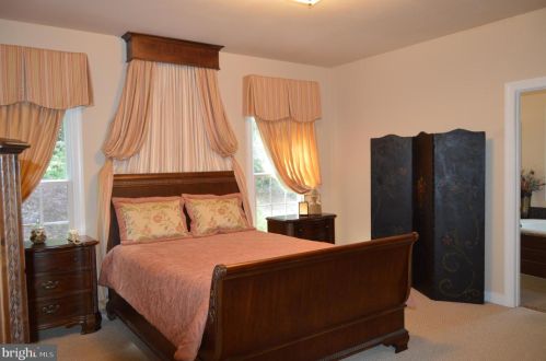 113 Lacy Ln, Bowling Green VA  22427-9310 exterior