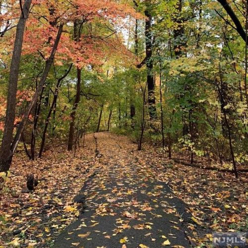 240 Main St, West Paterson NJ  07424-1351 exterior