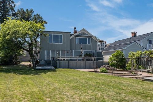 7 Hancox St, Stonington, CT 06378-1407
