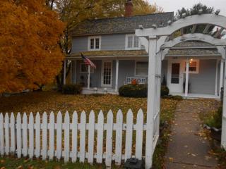 345 Walnut St, Loganville, WI 53943-9700