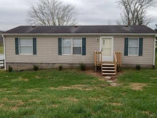 108 Henderson St, Surgoinsville TN  37873-3018 exterior