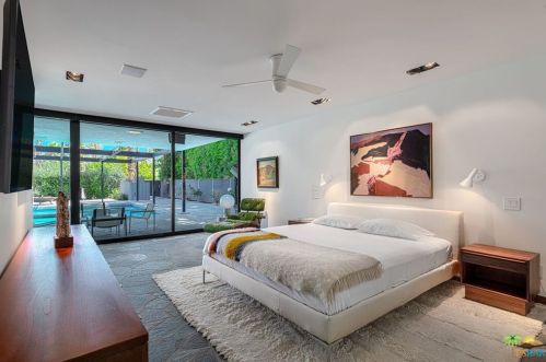 1207 Calle De Maria, Palm Springs CA  92264-8503 exterior