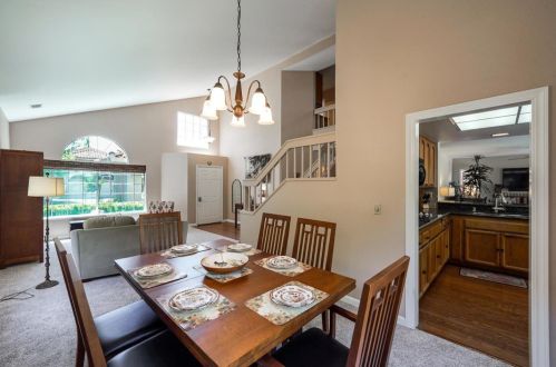 17092 Tassajara Cir, Morgan Hill CA  95037-7016 exterior