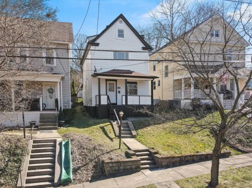 430 8th St, Oakmont, PA 15139-1321