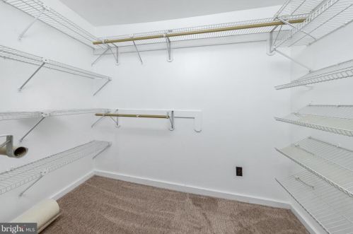 10 Bowen Ave, Pilesgrove NJ  08098-1404 exterior