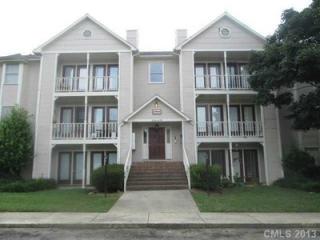 6135 Meadow Rose Ln, Charlotte, NC 28215-5601