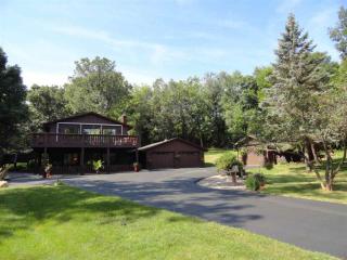 7959 Pine View Dr, Edgerton, WI 53534-9707