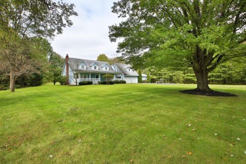 5521 Smaller Rd, Johnstown, OH 43031-8156